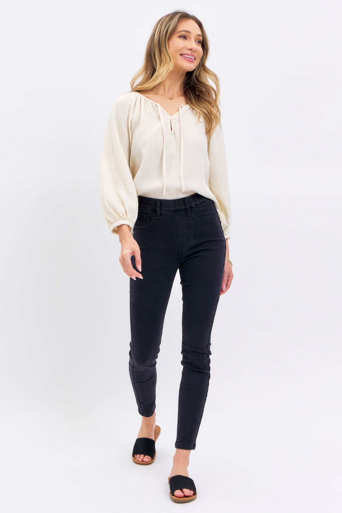 Judy Blue Black Skinny Jeans