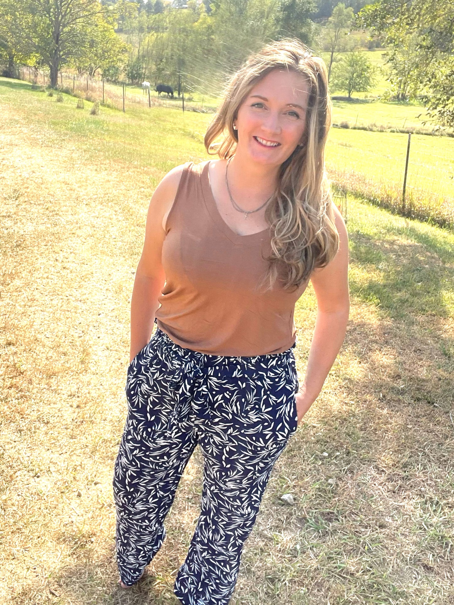 Light & Leafy Wide Leg Pant -Navy