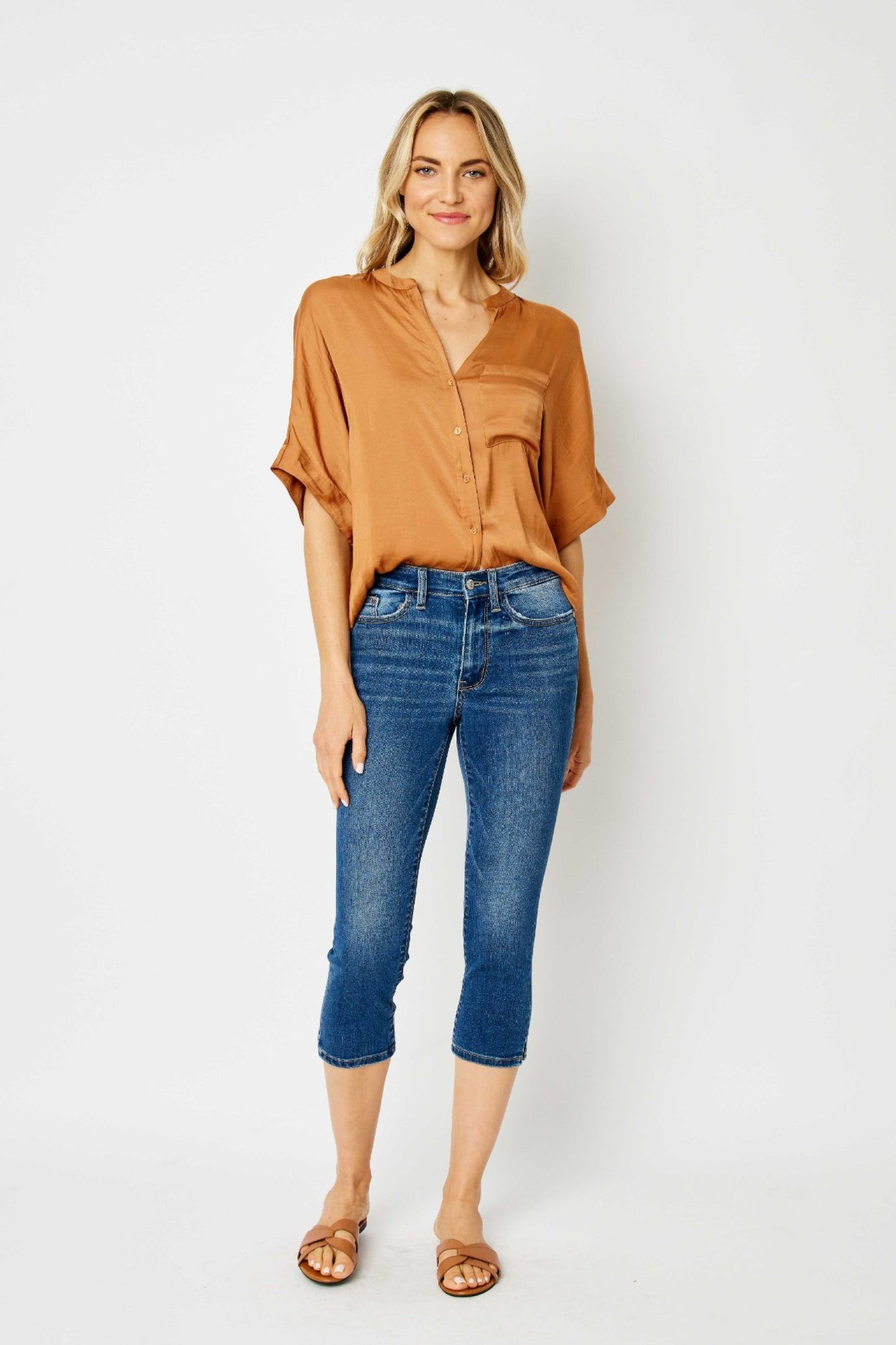 Judy Blue Side Slit Capri