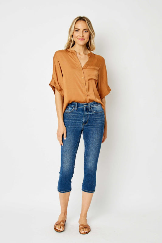 Judy Blue Side Slit Capri