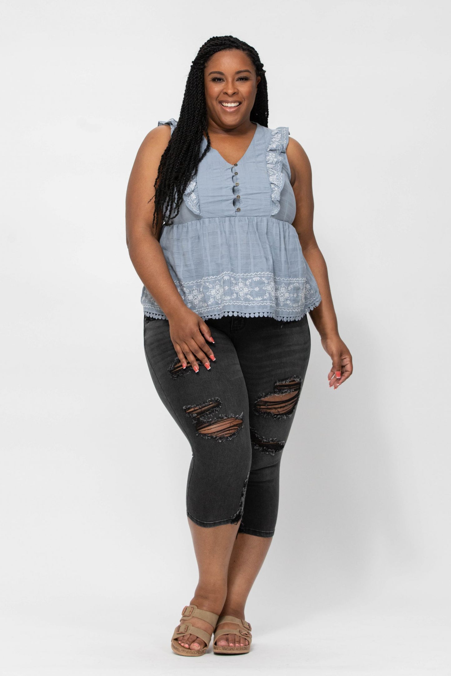 Judy Blue Distressed Capri