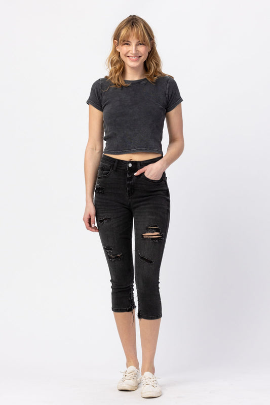Judy Blue Distressed Capri